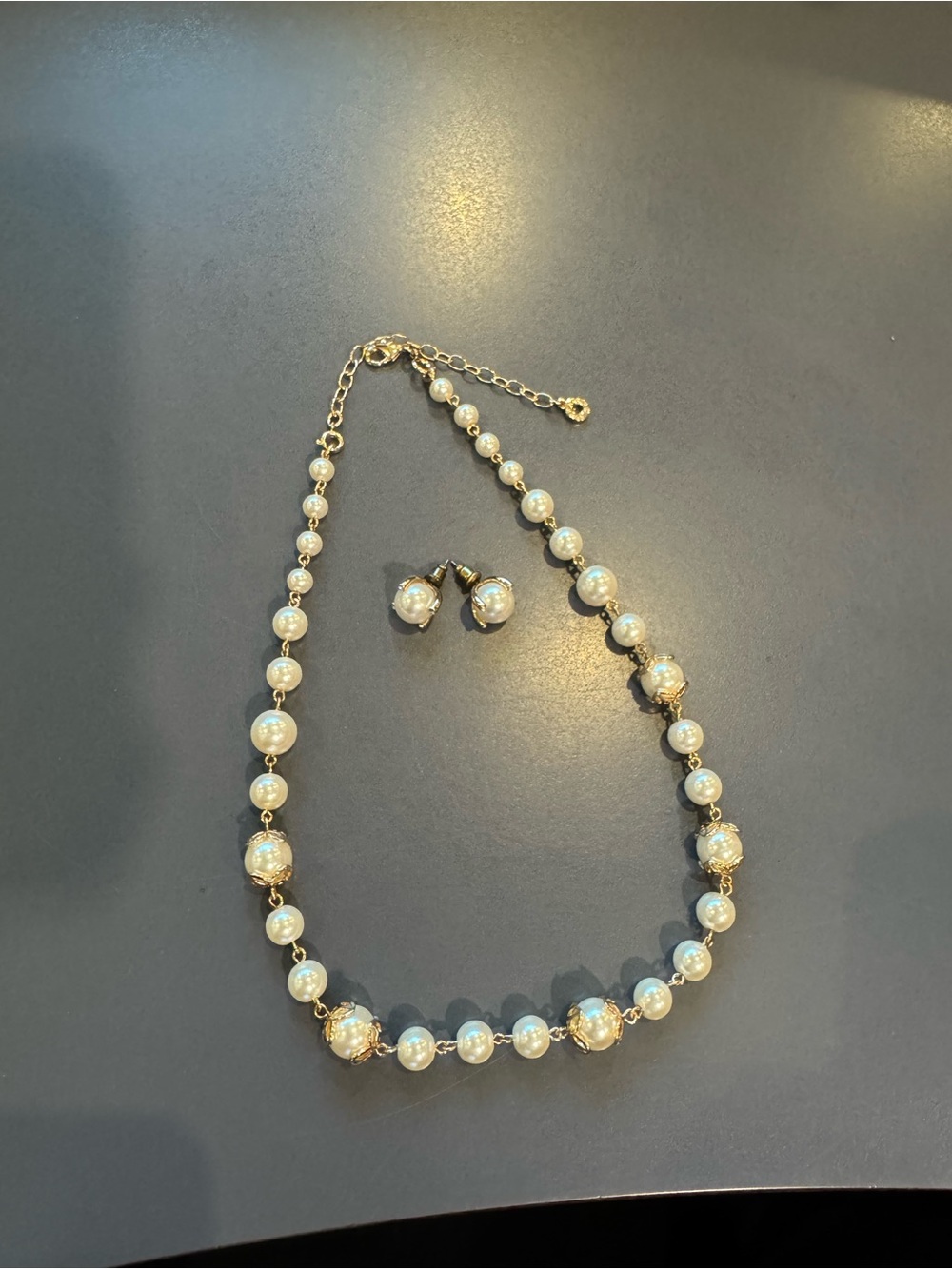 Elegant Faux Pearl Necklace & Matching Stud Earrings Set - Never Worn